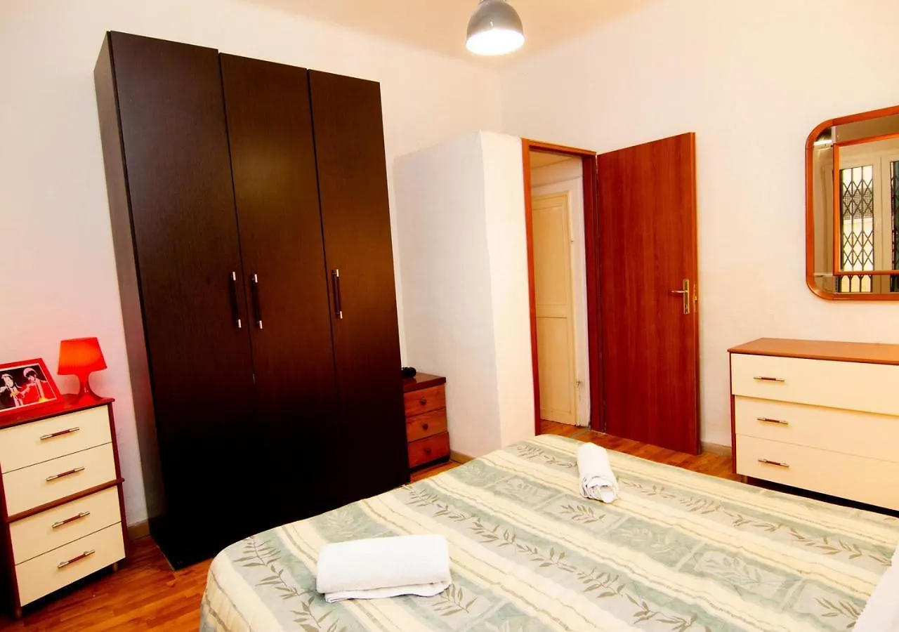 Apartment Central Studio Pisa Italy