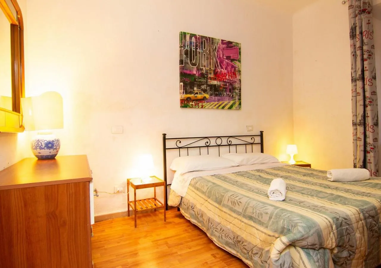 Central Studio Pisa Apartment